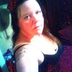 Meet your Posher, Mona